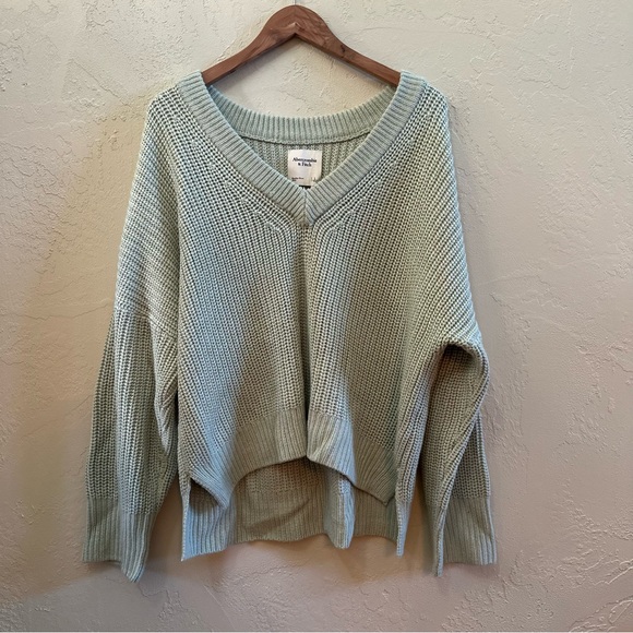 Abercrombie & Fitch Sweaters - Abercrombie & Fitch Light Green V-Neck Sweater
